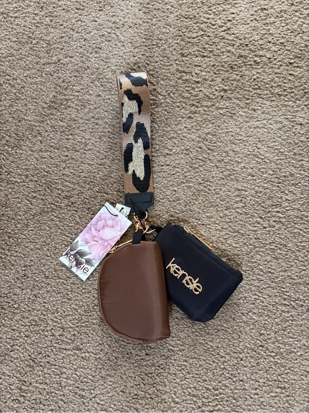 Kensie Women's Brown & Black Wristlet Keychain Set